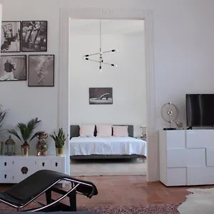 Allomas Apartament